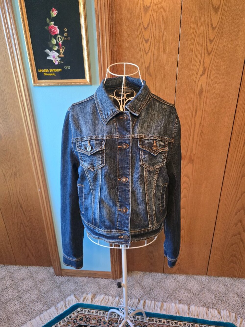 : Maurices Cropped Jean Jacket Size Large